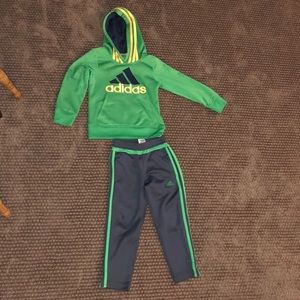 Adidas Boys hoodie & pants